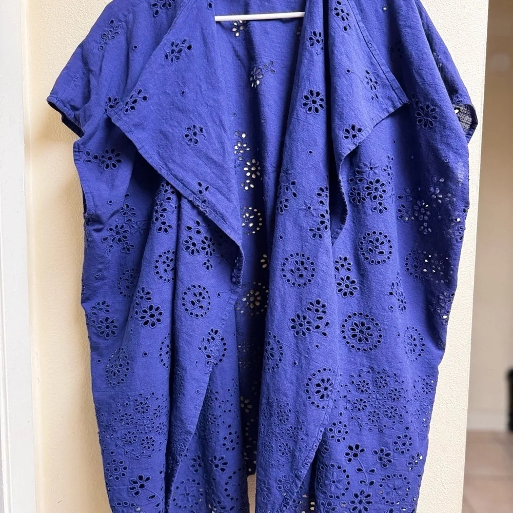 J.Crew Eyelet Embroidered Kimono Cardigan S/M – Indigo Blue Floral Cutwork